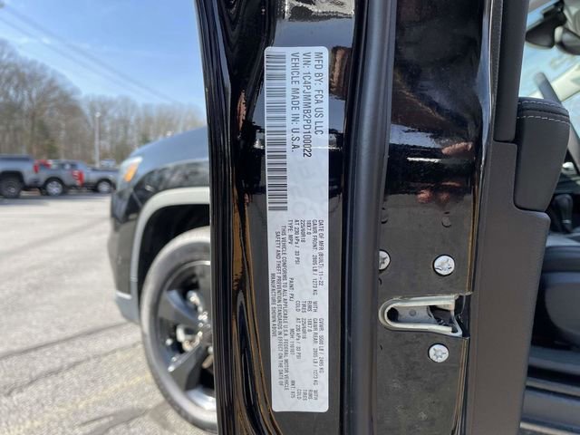 Used 2023 Jeep Cherokee Altitude Lux w/ Lux Elite Package image 31