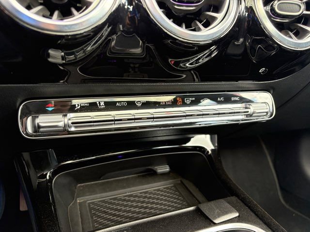 Used 2025 Mercedes-Benz CLA 250 image 24