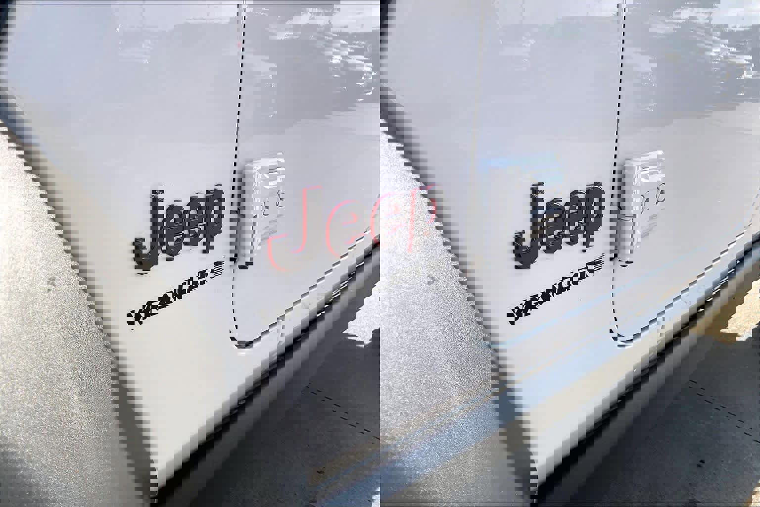 Used 2024 Jeep Wrangler Unlimited Rubicon image 28