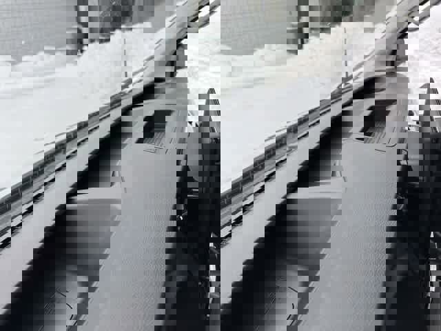 Used 2023 Ford Transit 350 XLT RWD image 31