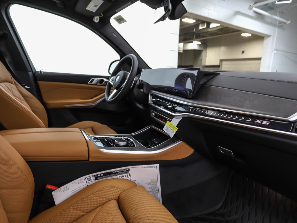New 2026 BMW X5 xDrive40i w/ M Sport Package image 29