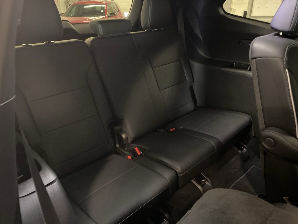 Used 2026 Buick Enclave Preferred image 14