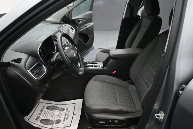 Used 2023 Chevrolet Equinox LT AWD/4WD image 13