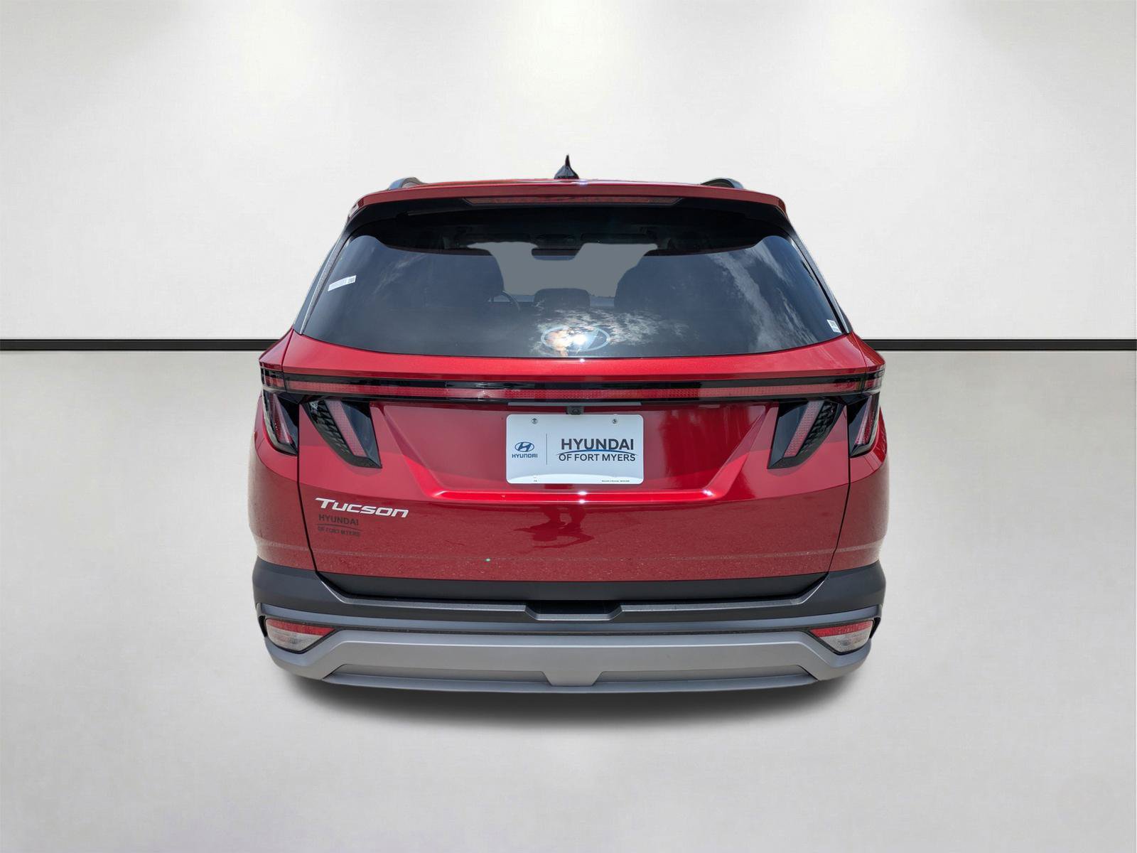 Used 2025 Hyundai Tucson SEL FWD image 5