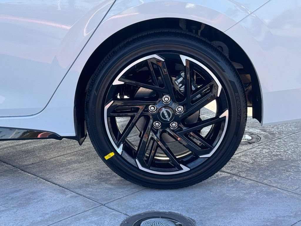 New 2026 Nissan Sentra SR w/ SR All Weather Package FWD image 10