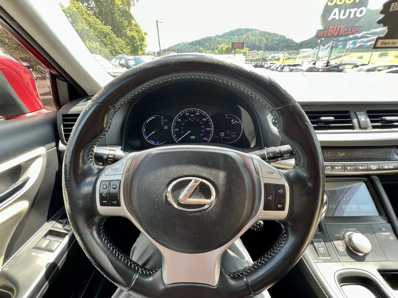 Used 2011 Lexus CT 200h FWD image 19