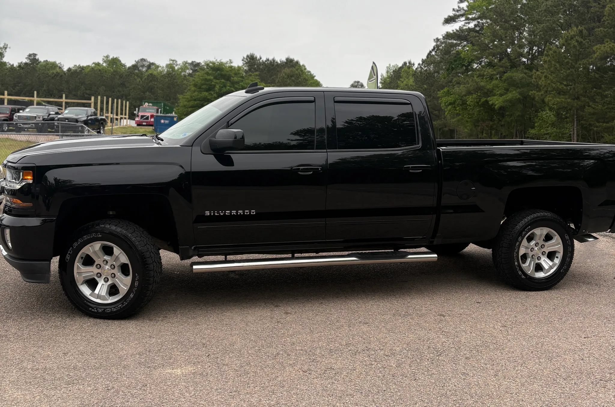 Used 2018 Chevrolet Silverado 1500 LT w/ True North Edition AWD/4WD image 4