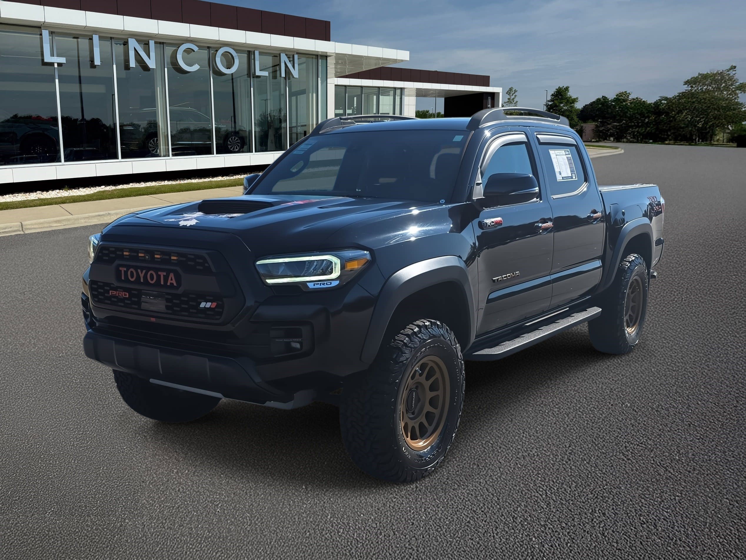 Used 2022 Toyota Tacoma TRD Pro image 1