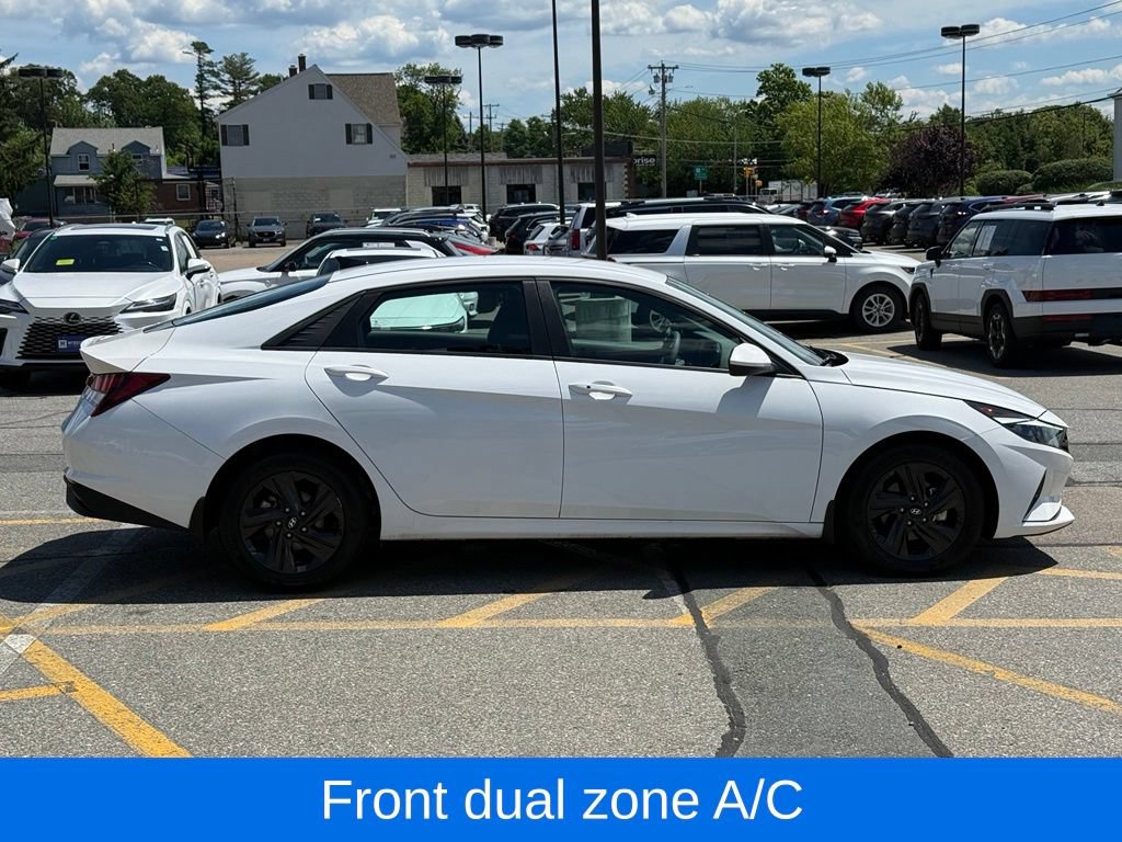 Used 2023 Hyundai Elantra SEL FWD image 7