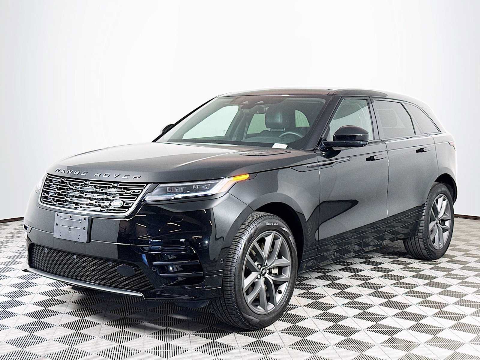 Used 2026 Land Rover Range Rover Velar Dynamic SE