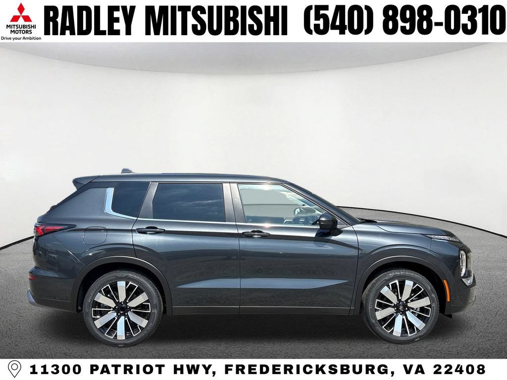 New 2026 Mitsubishi Outlander SE FWD image 19