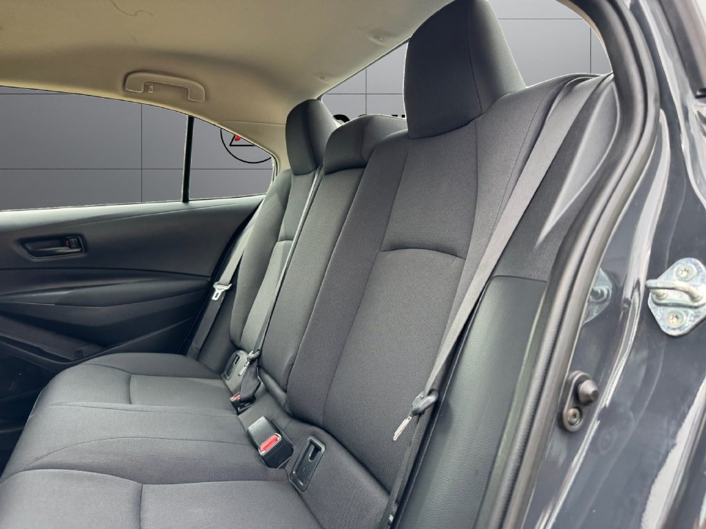 Certified 2025 Toyota Corolla LE FWD image 18