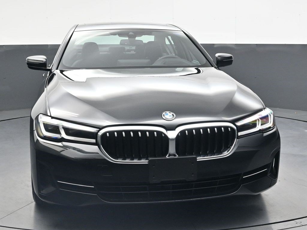 Used 2023 BMW 530i xDrive w/ Premium Package AWD/4WD image 9