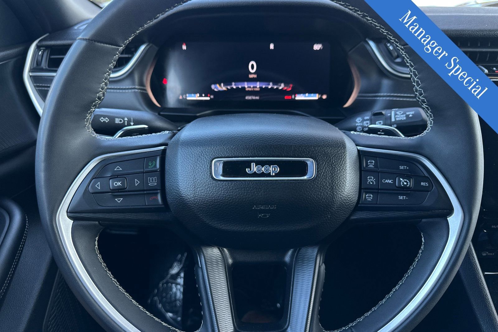 Used 2024 Jeep Grand Cherokee L Laredo image 19