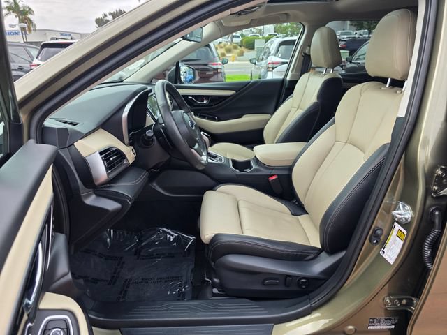 Certified 2025 Subaru Outback Limited AWD/4WD image 14