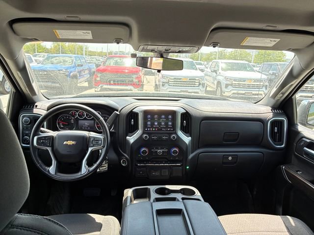 Certified 2022 Chevrolet Silverado 1500 LT AWD/4WD image 13