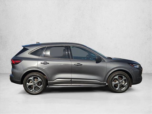 Used 2023 Ford Escape ST-Line AWD/4WD video 4