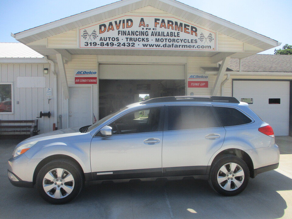 Used 2012 Subaru Outback 2.5i Premium w/ All-Weather Pkg AWD/4WD image 12