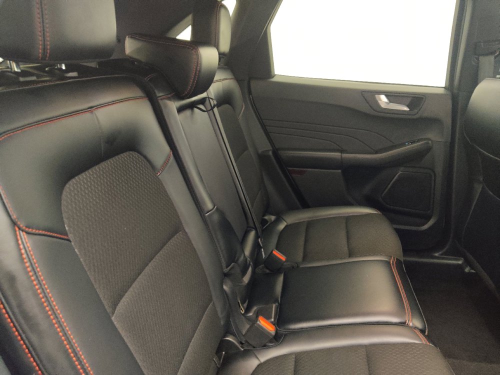 Used 2025 Ford Escape ST-Line FWD image 19