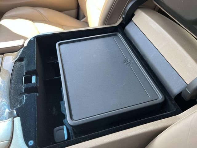 Used 2018 Cadillac Escalade ESV Platinum AWD/4WD image 50