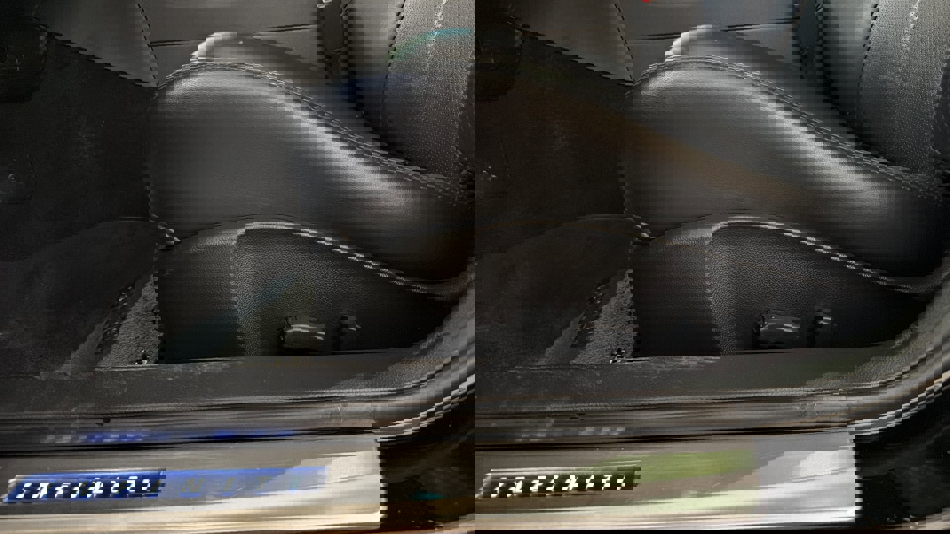 Used 2015 INFINITI Q40 AWD w/ Navigation Package image 20