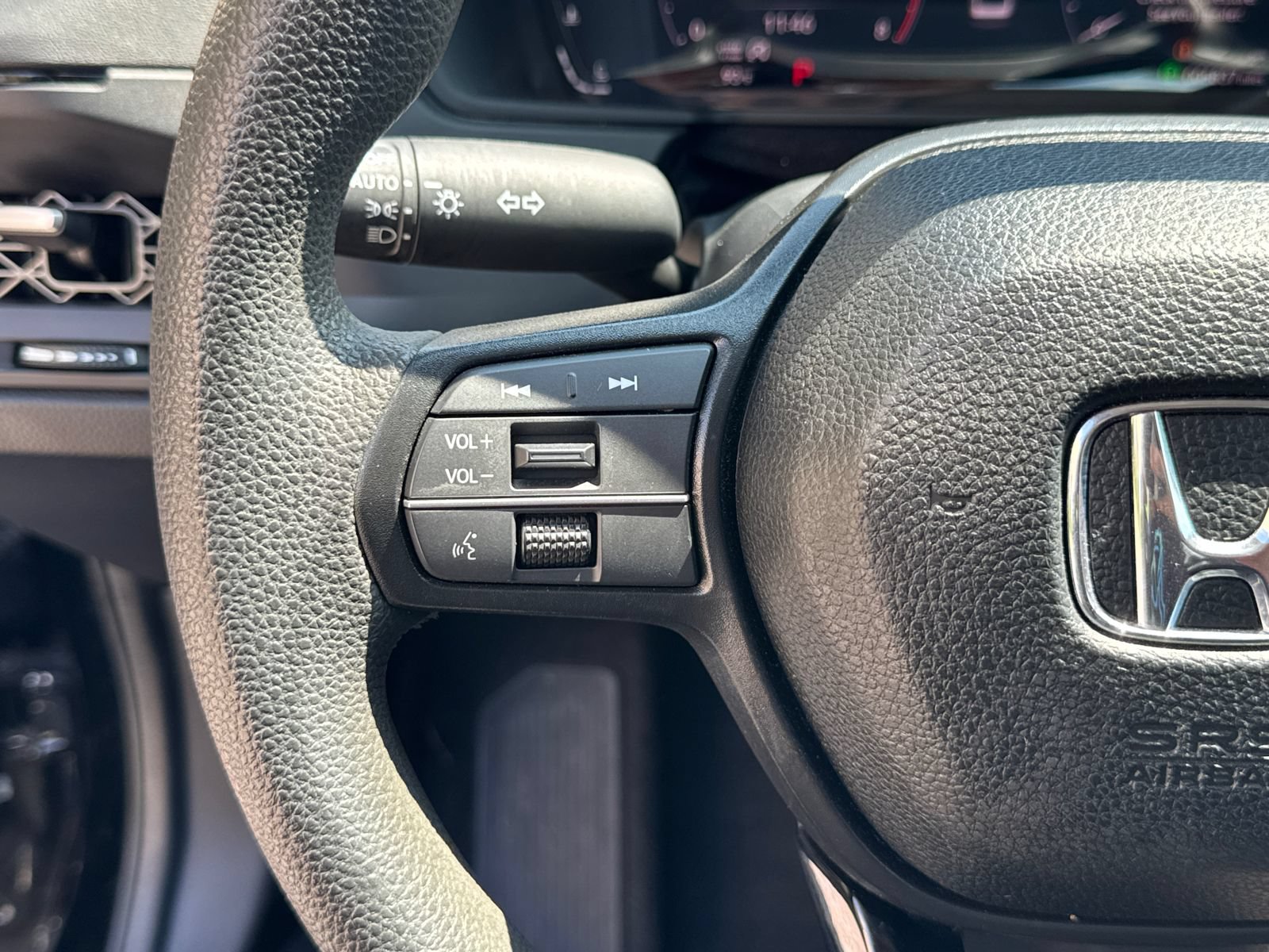 Used 2025 Honda Accord SE image 24