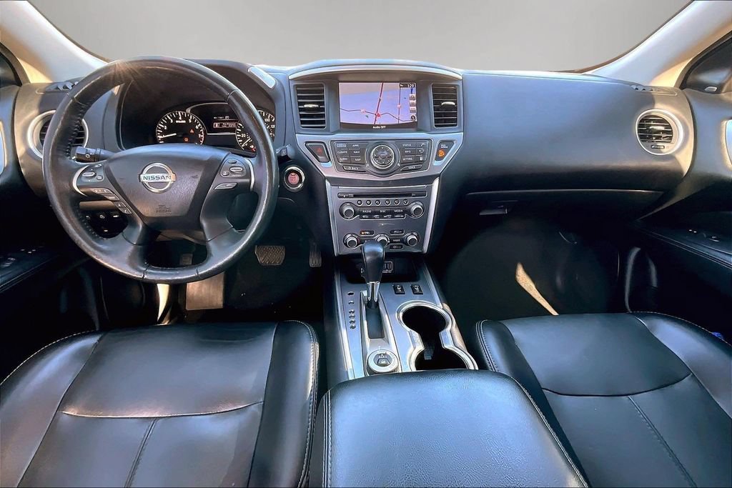 Used 2018 Nissan Pathfinder SL w/ Midnight Edition Package AWD/4WD image 7