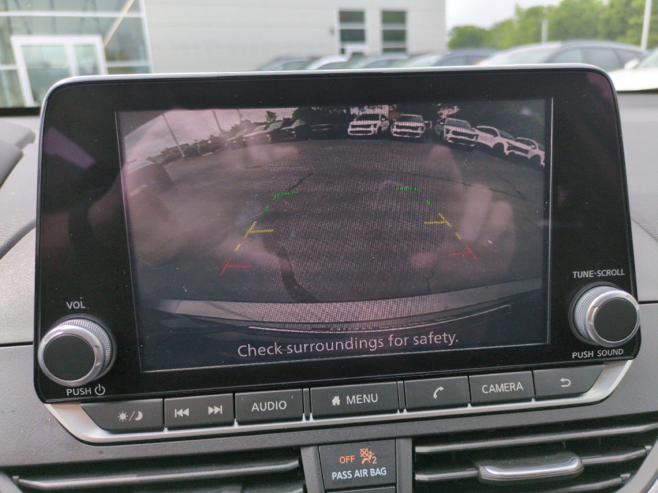 Used 2025 Nissan Altima 2.5 SR FWD image 19