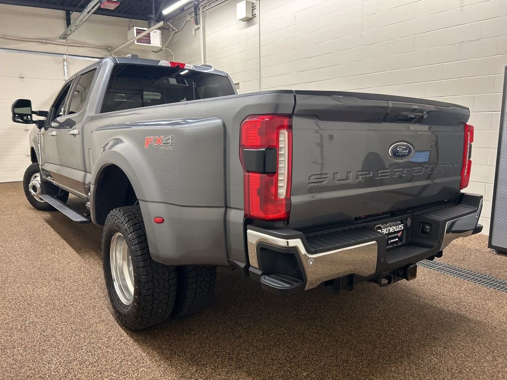 Used 2024 Ford F350 Lariat w/ Lariat Ultimate Package image 4