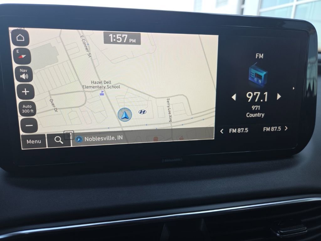 Used 2023 Hyundai Santa Fe SEL image 44