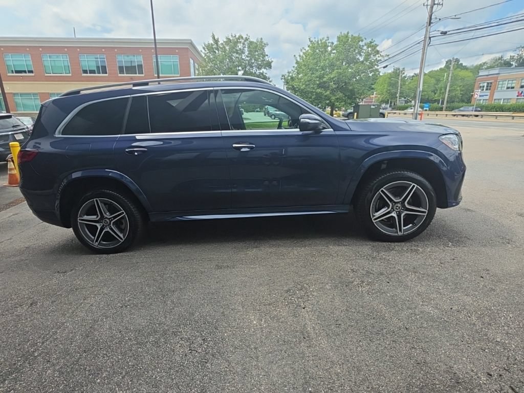 Used 2024 Mercedes-Benz GLS 450 4MATIC image 8