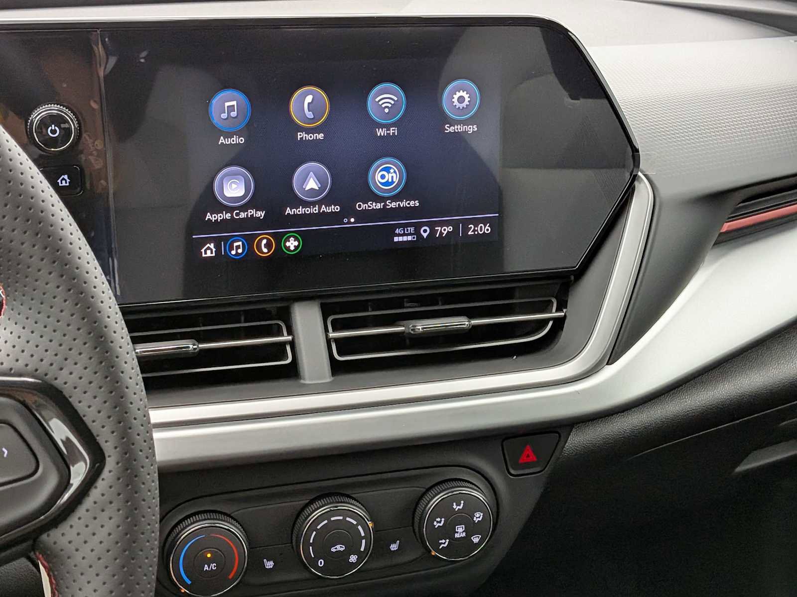 New 2026 Chevrolet Trax RS w/ Sunroof Package FWD image 32