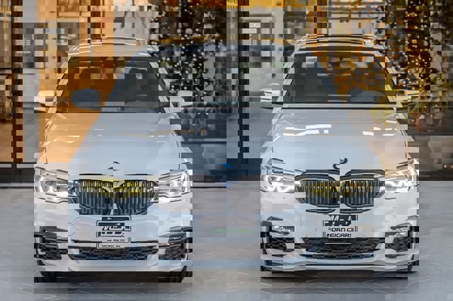 Used 2019 BMW 540i xDrive w/ M Sport Package image 5