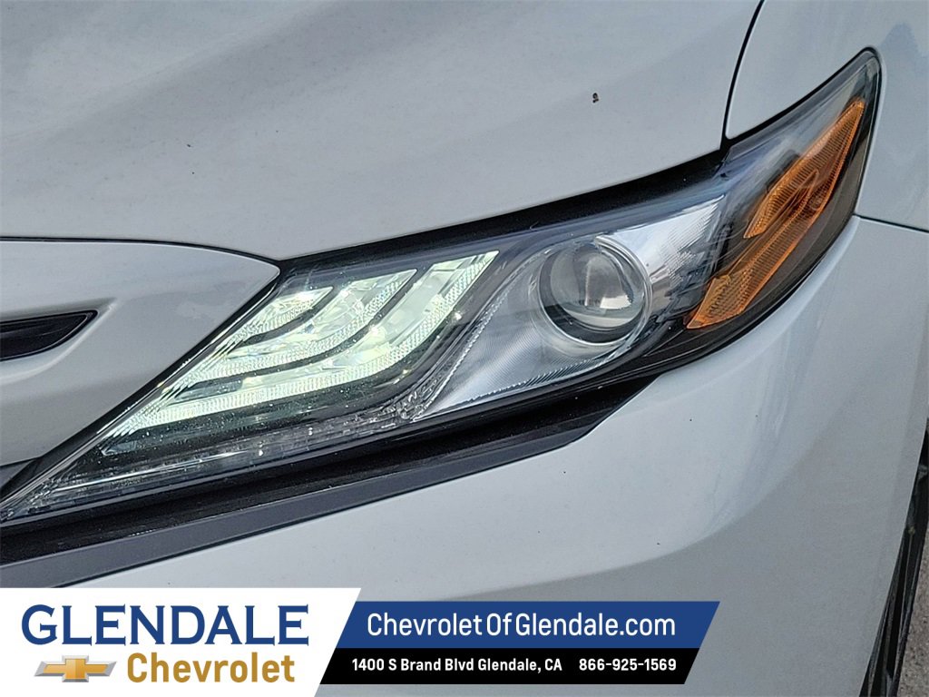 Used 2023 Toyota Camry XSE image 18