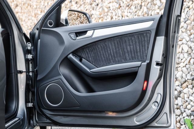 Used 2010 Audi S4 Premium Plus w/ Navigation Pkg w/Camera image 78