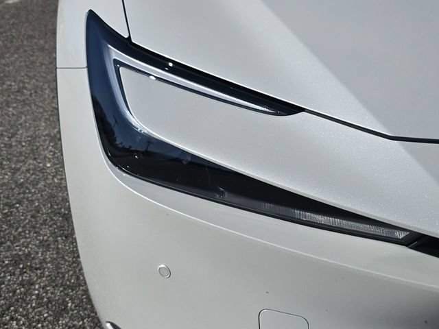 New 2026 Toyota Prius Plug-In Hybrid FWD image 10