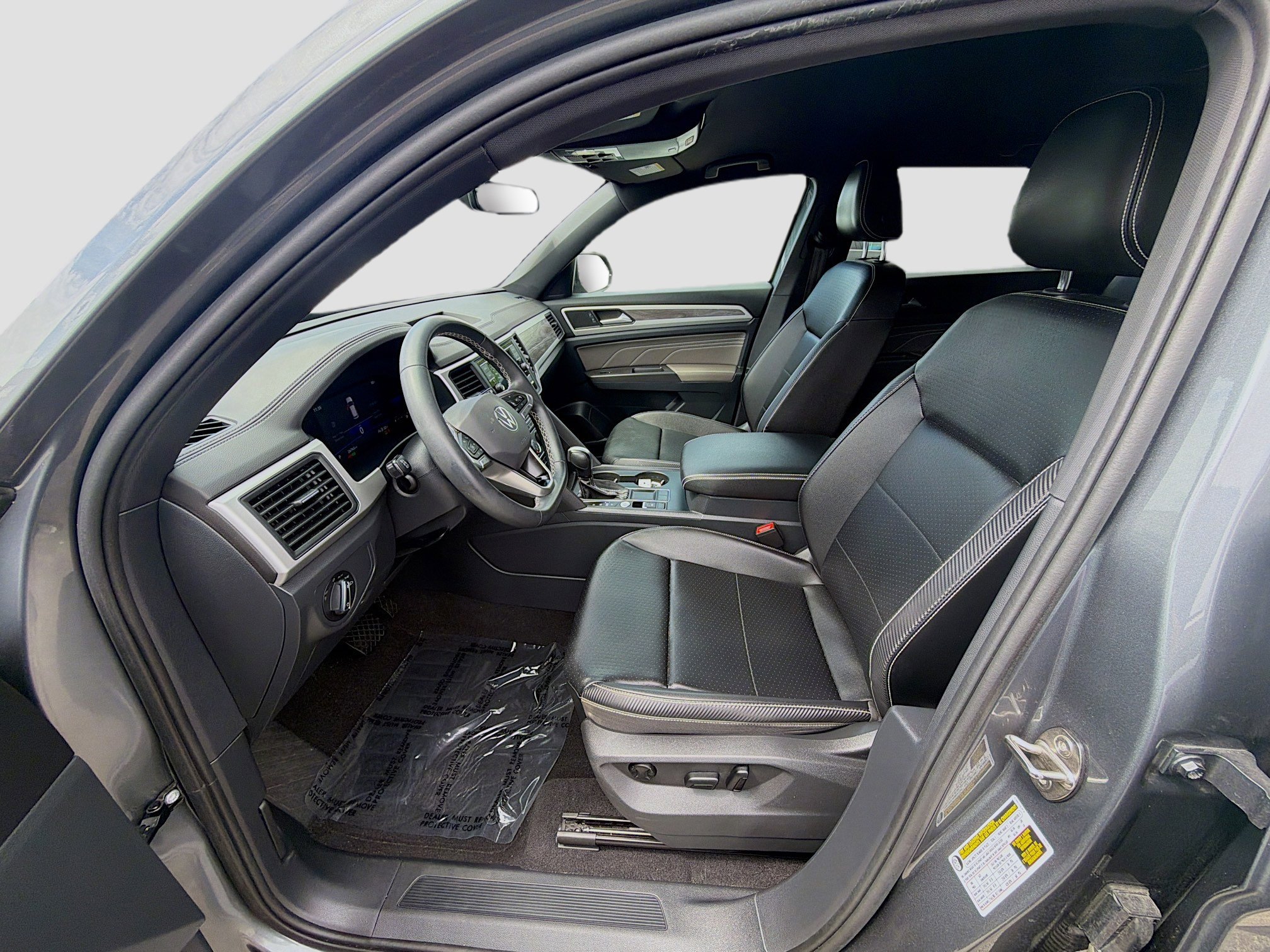 Used 2022 Volkswagen Atlas Cross Sport SE image 18
