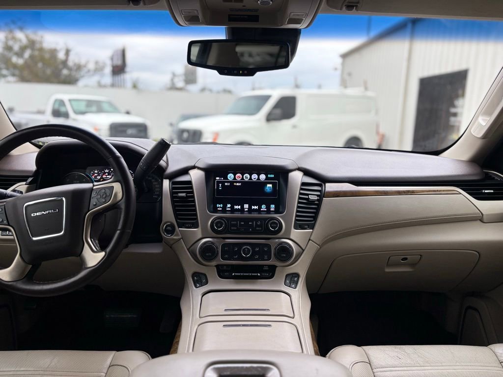 Used 2017 GMC Yukon Denali w/ Open Road Package image 28
