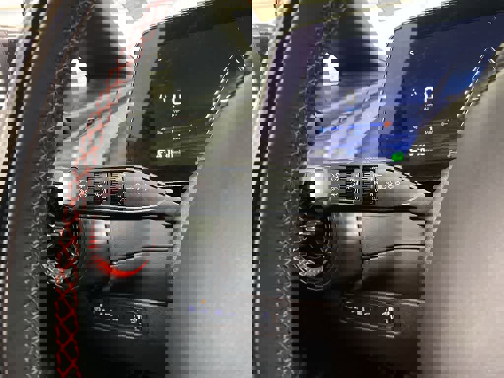 Used 2024 Chevrolet Equinox EV RS image 24