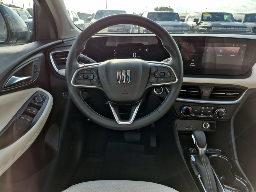 Used 2024 Buick Encore GX Preferred w/ Comfort Package FWD image 32