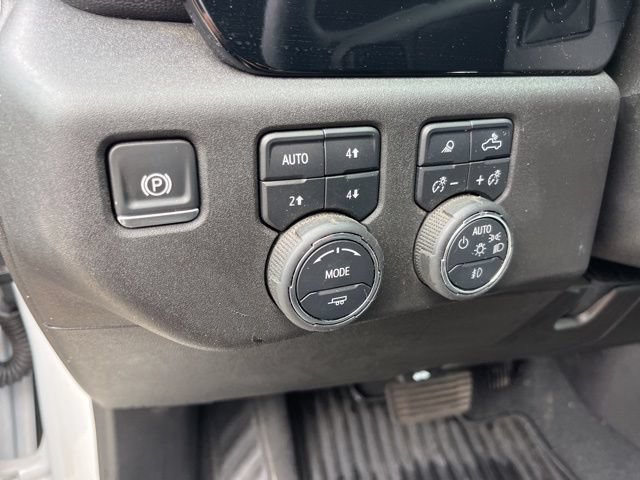 Used 2025 Chevrolet Silverado 2500 LTZ w/ LTZ Convenience Package AWD/4WD image 22