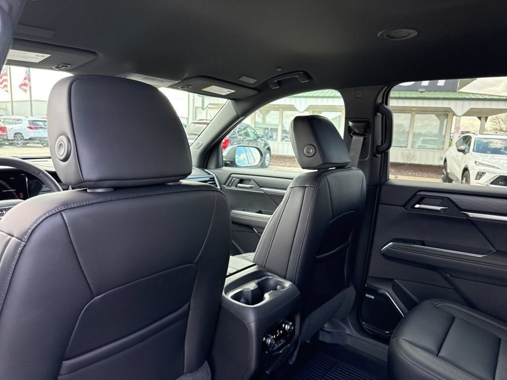 New 2026 GMC Acadia Elevation w/ Black Edition AWD/4WD image 32