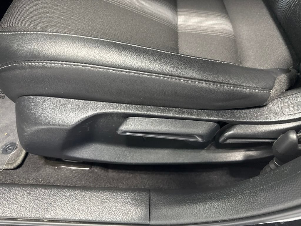 Used 2025 Honda Civic Sport image 19