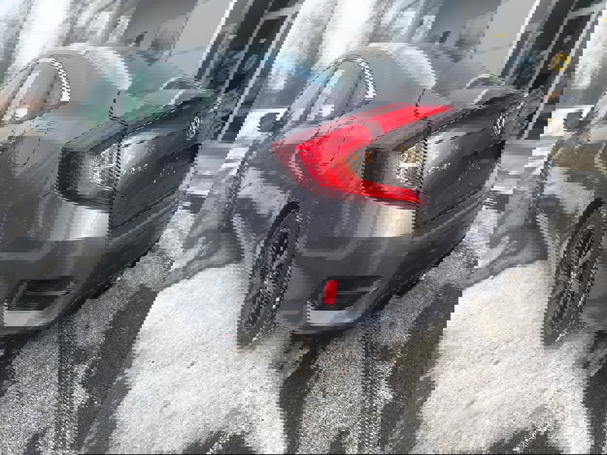 Used 2020 Honda Civic Sport image 9