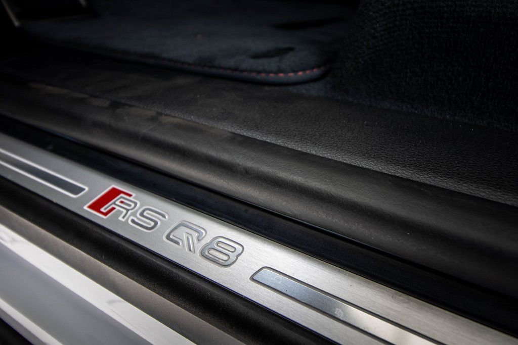 Used 2025 Audi RS Q8 performance image 27