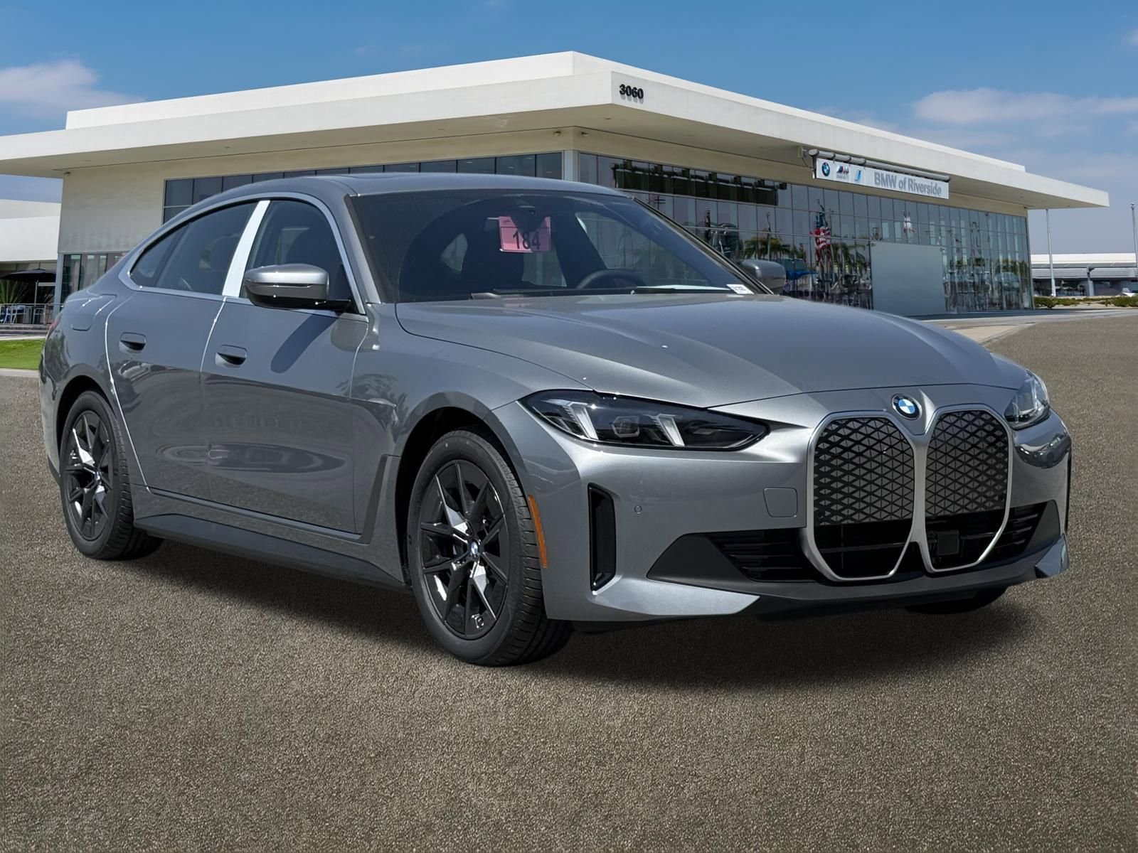New 2026 BMW i4 eDrive40 w/ Driving Assistance Package RWD image 2