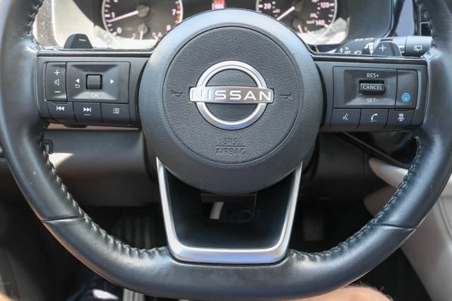 Used 2022 Nissan Pathfinder SV AWD/4WD image 27