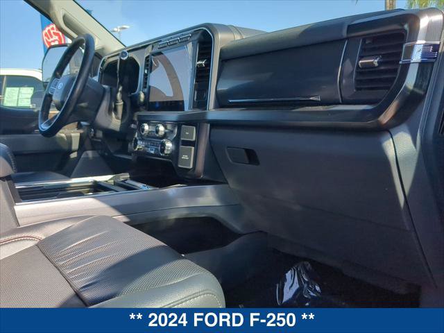 Used 2024 Ford F250 Lariat w/ Lariat Ultimate Package AWD/4WD image 24