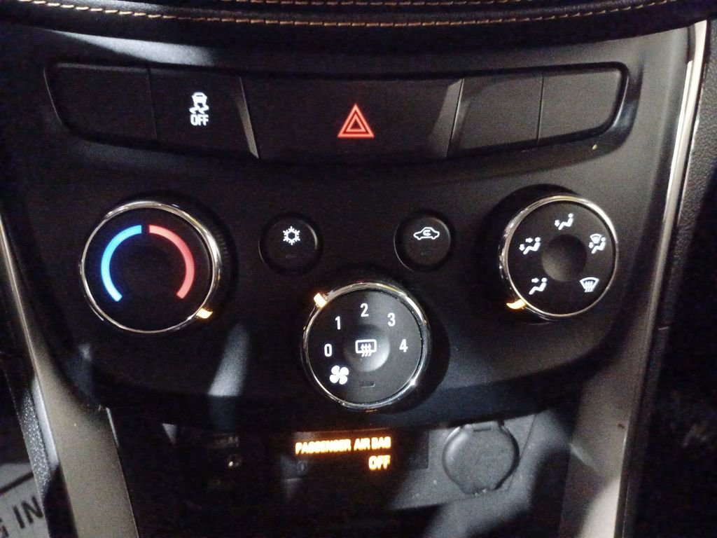 Used 2020 Chevrolet Trax LS image 16