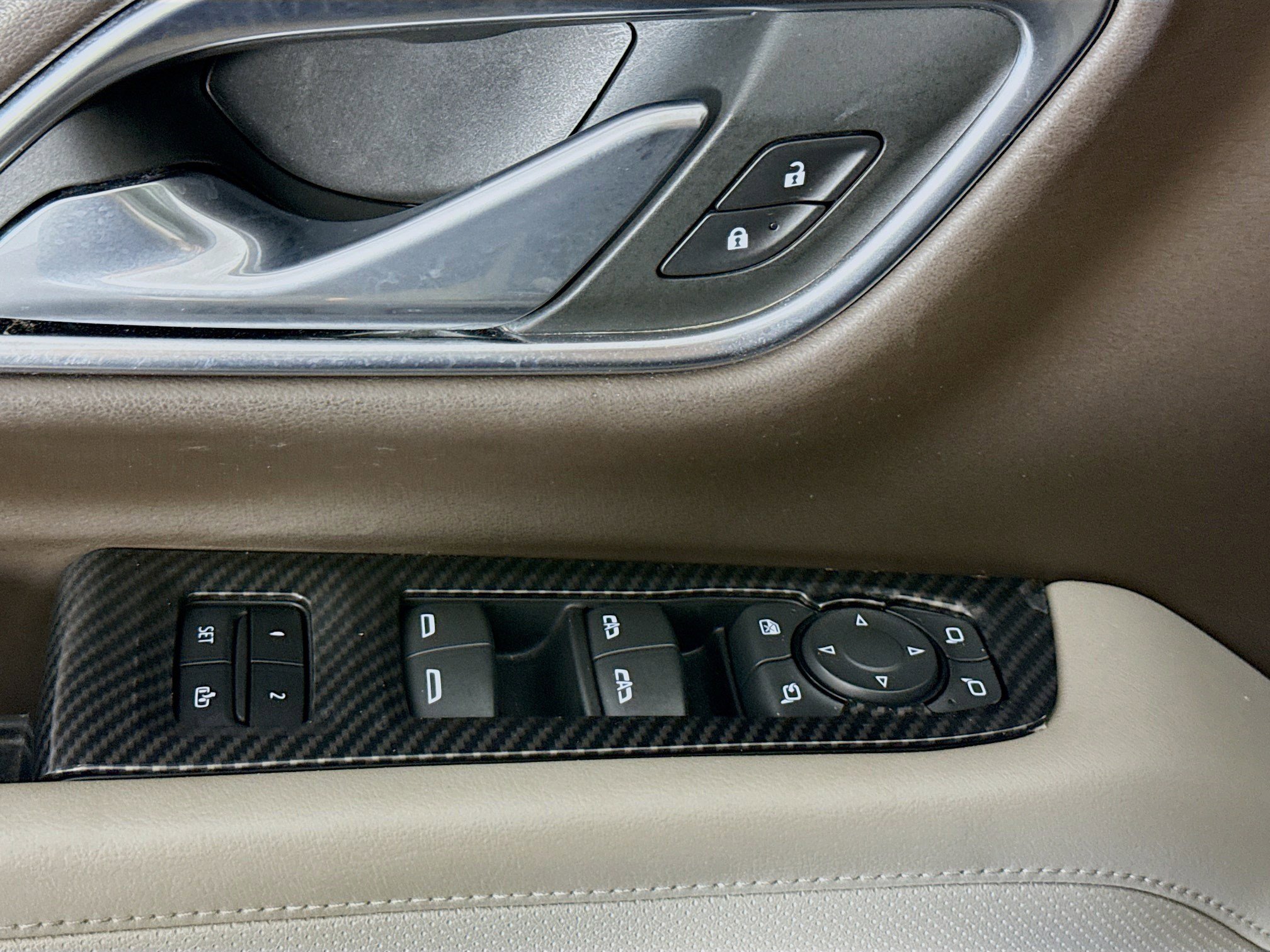 Used 2021 GMC Yukon SLT w/ SLT Luxury Package image 24